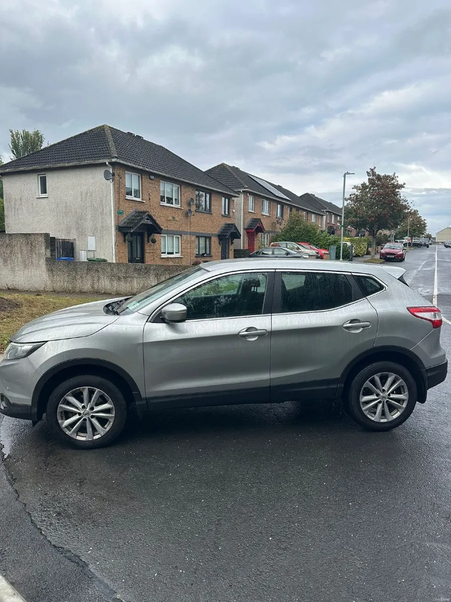 Image 1 of 10