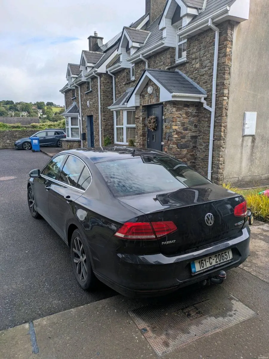 Volkswagen Passat - Image 4
