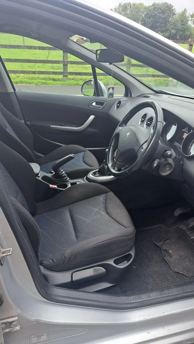 Peugeot 308 Envy 2011 - Image 5