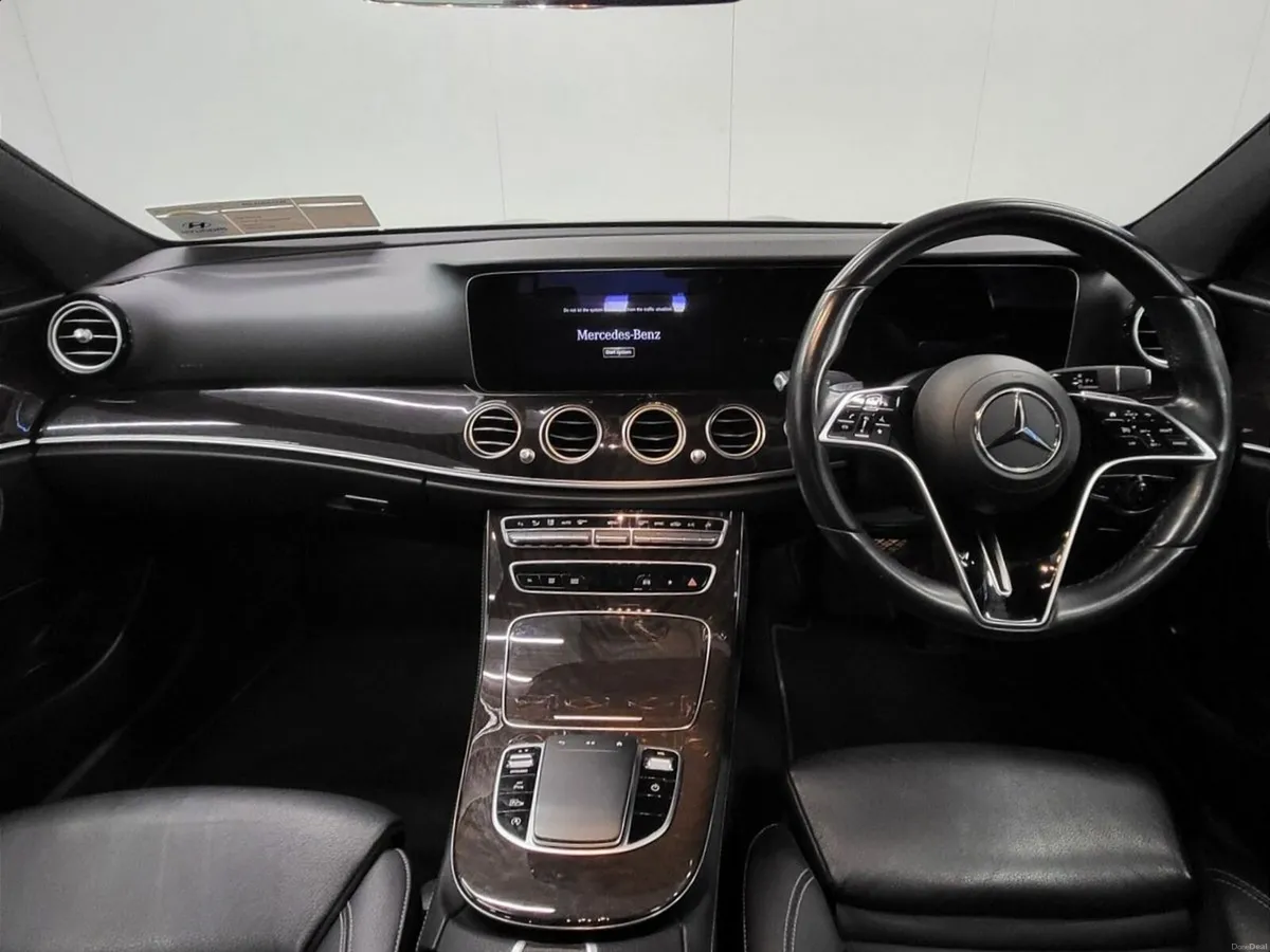 Mercedes-Benz E-Class E 220 D A/T Avantgarde - Image 4
