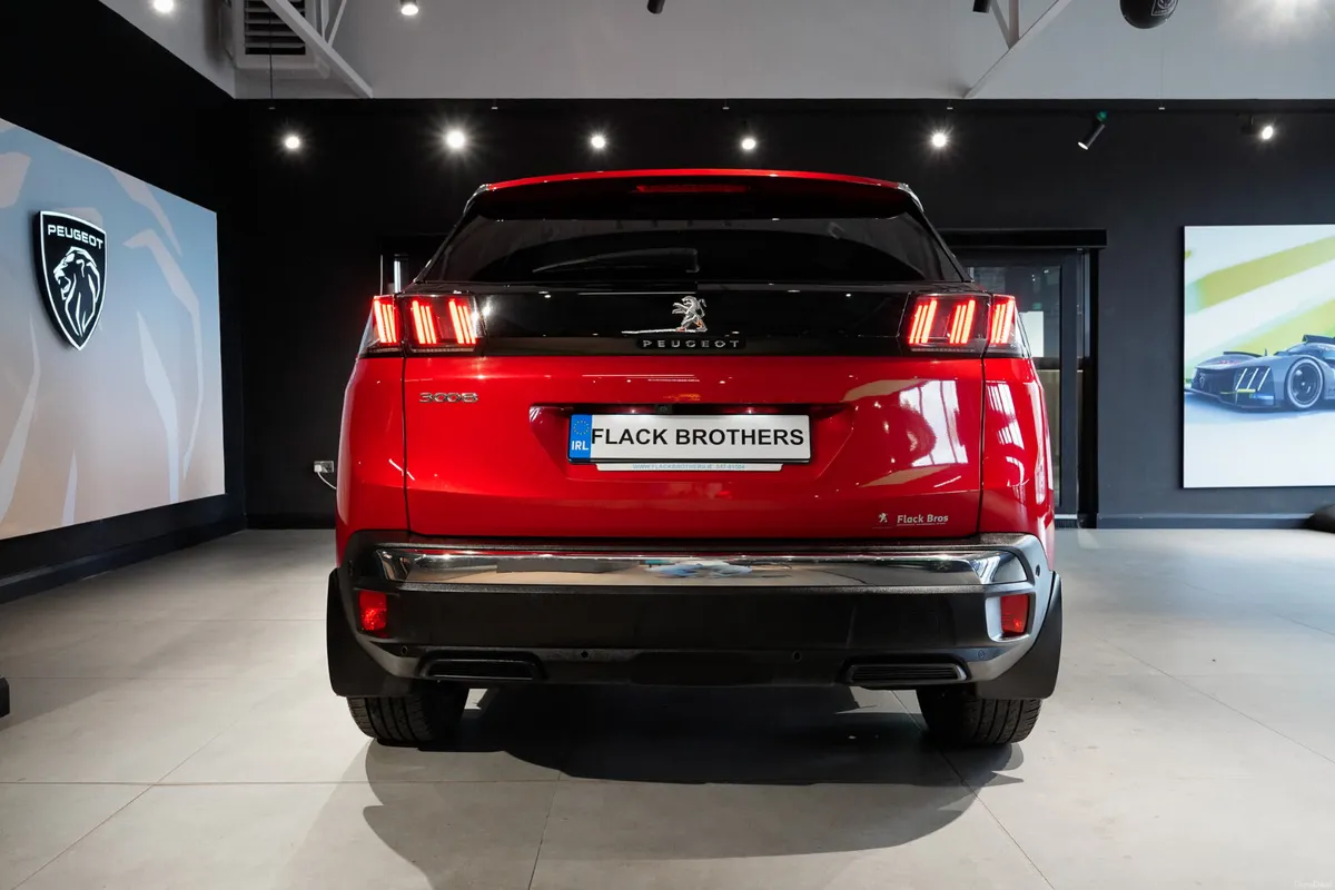 2021 Peugeot 3008 Allure 1.5 BlueHDi 130bhp Manual - Image 6