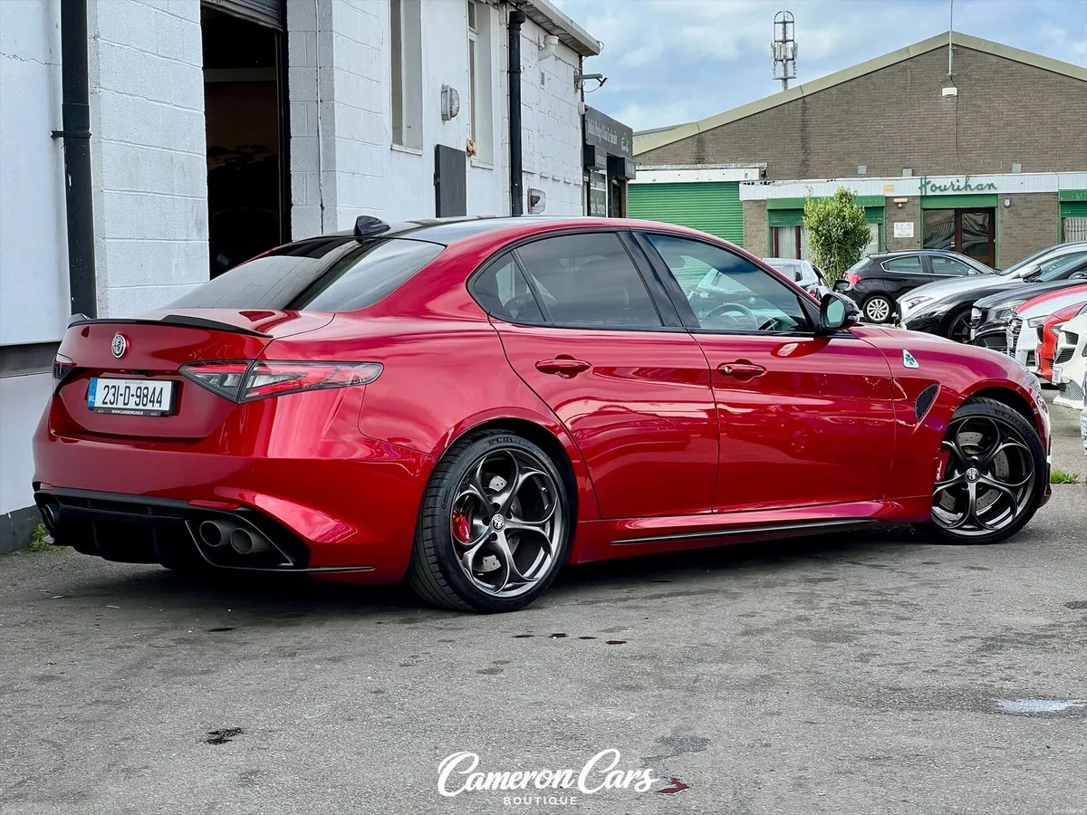 ALFA ROMEO QUADRIFOGLIO THE ITALIAN SUPERCAR 520hp - Image 4