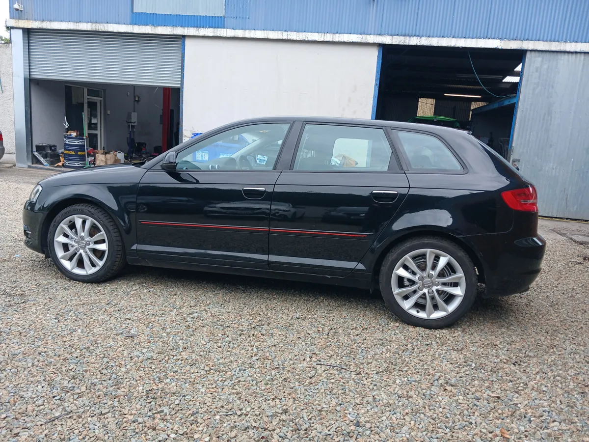 Audi A3 2012 5 door Sports back diesel - Image 4