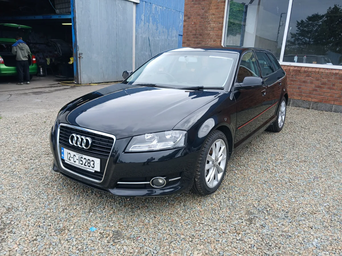 Audi A3 2012 5 door Sports back diesel - Image 3