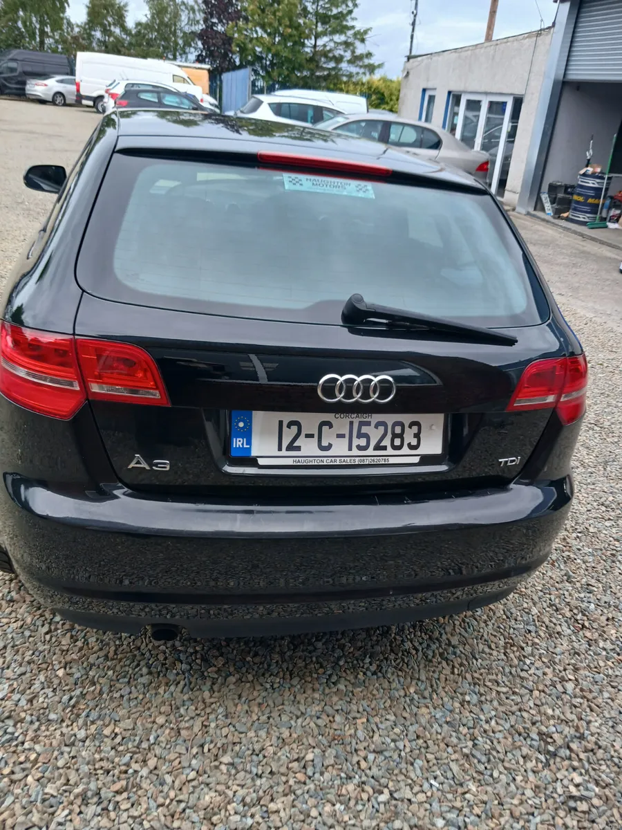Audi A3 2012 5 door Sports back diesel - Image 6