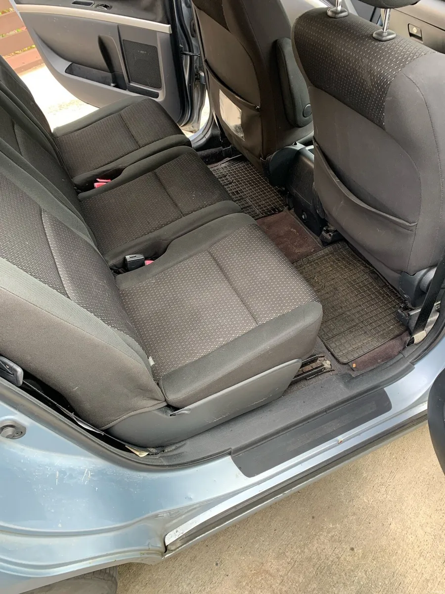 Toyota Carolla - Image 3