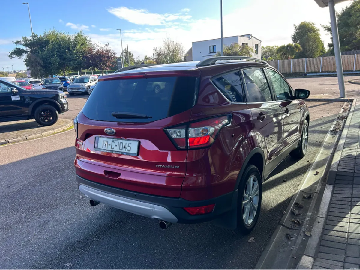 Ford Kuga TITANIUM 1.5 TDCI 120PS F FWD 4DR - Image 4