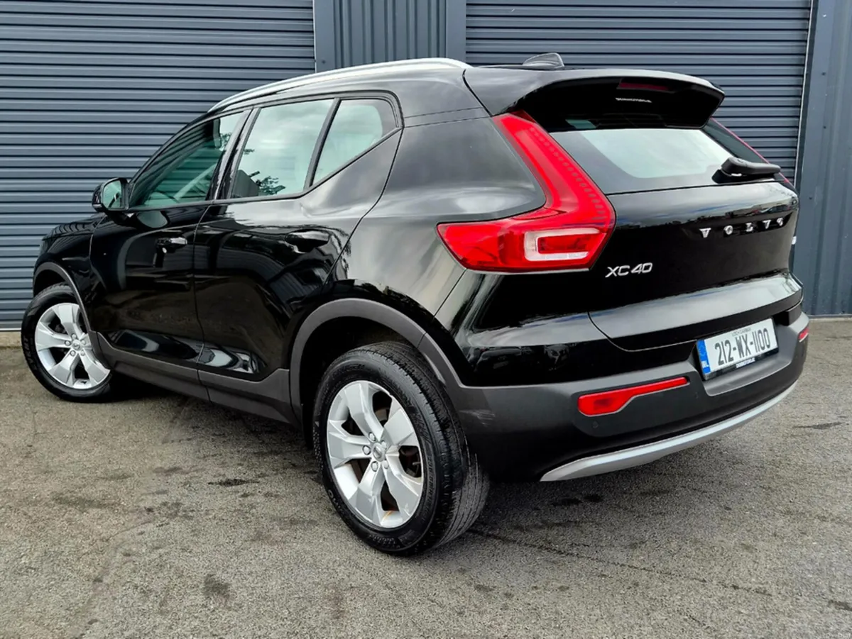 Volvo XC40 T2 MOMENTUM 5DR - Image 6