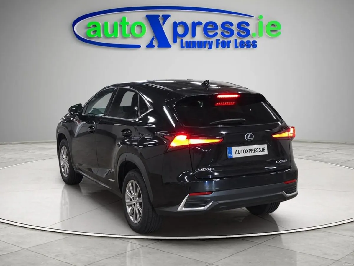 Lexus NX 2.5 Hybrid, Reversing camera, Automatic - Image 3