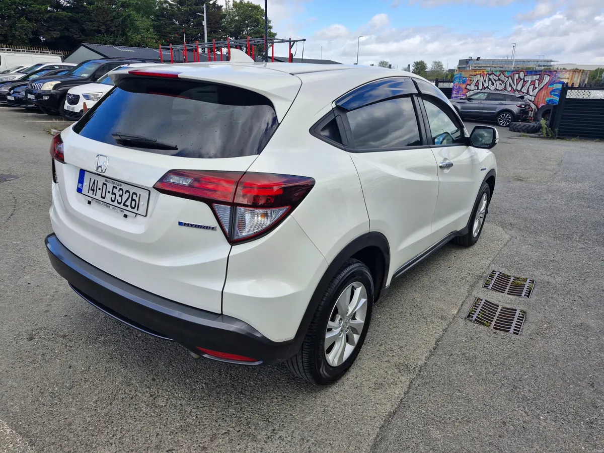 2014 Honda Vezel 1.5L Hybrid Low Miles Fresh Nct - Image 3