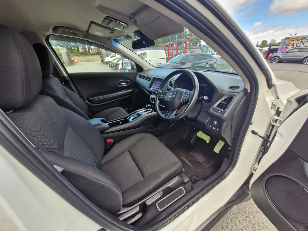 2014 Honda Vezel 1.5L Hybrid Low Miles Fresh Nct - Image 6