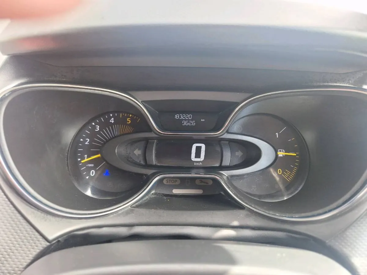 Renault Capture - Image 2