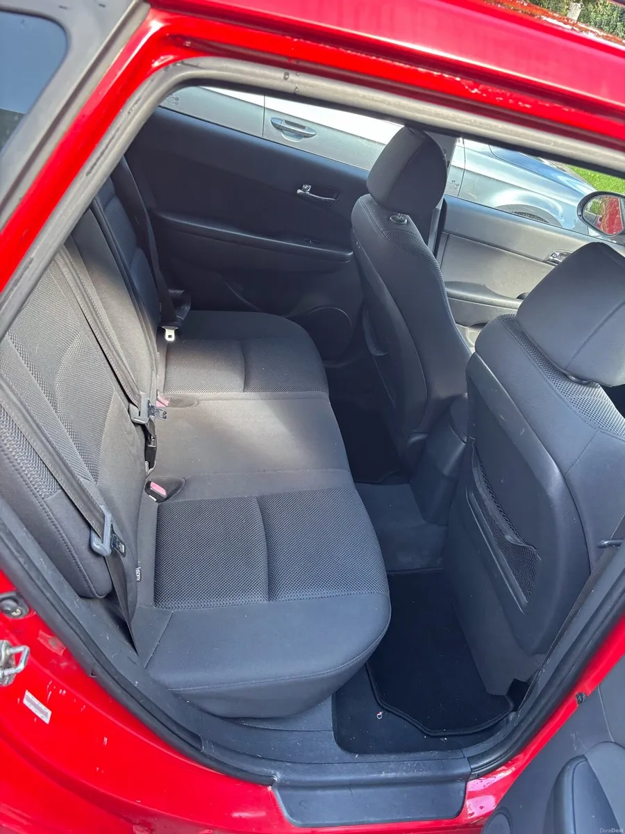 Hyundai i30 NCT and Taxed - Image 6