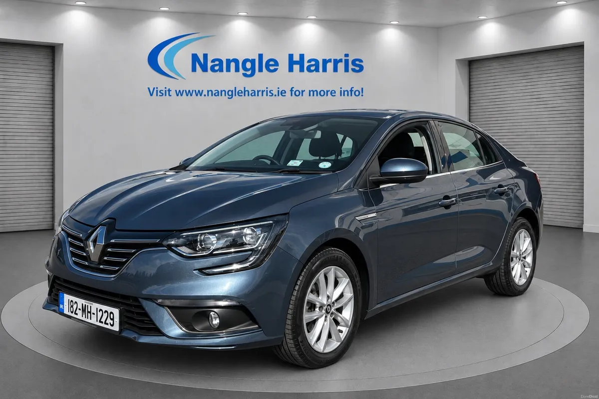 Renault Megane ONE OWNER. LOW KMS. - Image 1