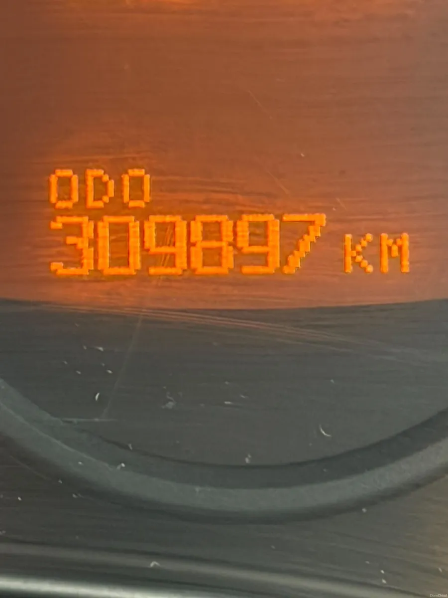 2012 Toyota Corolla 1.4 D-4D - Image 6