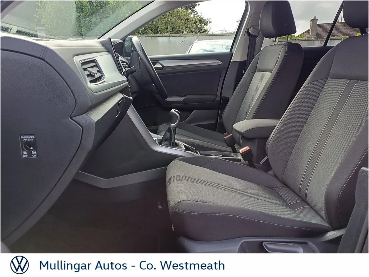 Volkswagen T-Roc 1.0 TSI 110HP Life Plus - Image 4