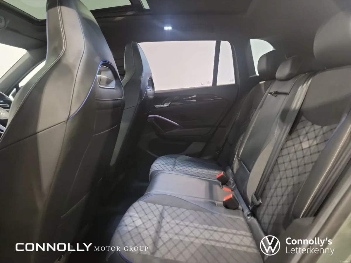 Volkswagen Tiguan R-Line 2.0 TDI 150HP DSG *Huge S - Image 6