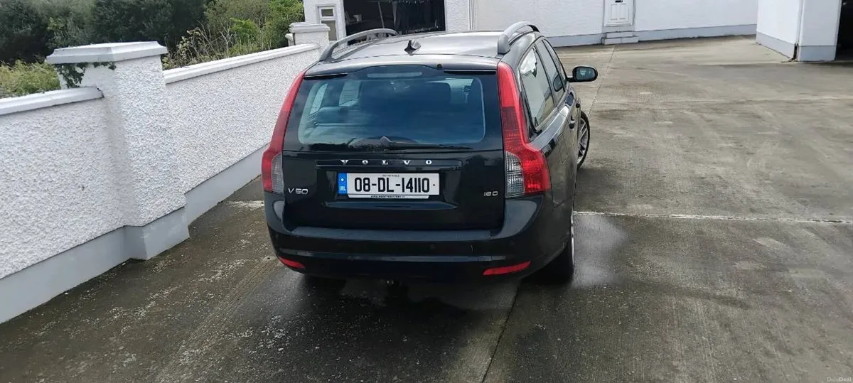 2008 volvo v50 - Image 3