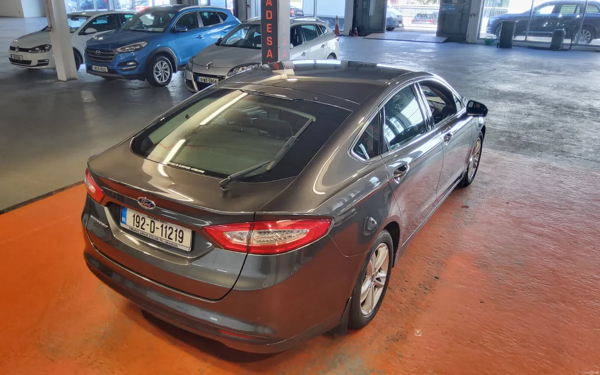 Ford Mondeo 2019 - Image 2