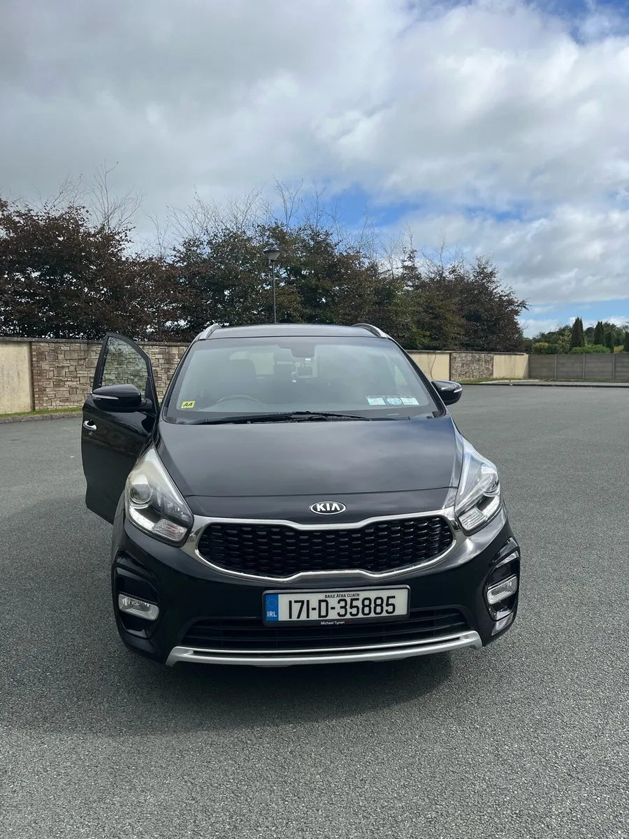 Kia Caren 2017 -Extremely Low Mileage 82K KMS- - Image 1