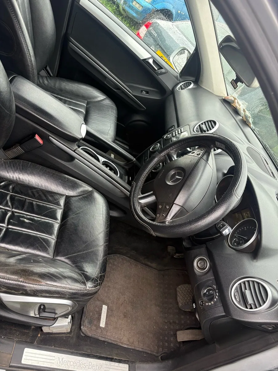 2008 Mercedes-Benz ML 320 CDI 4MATIC - Image 5