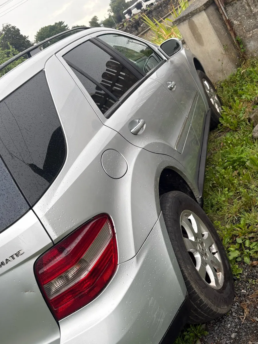 2008 Mercedes-Benz ML 320 CDI 4MATIC - Image 2