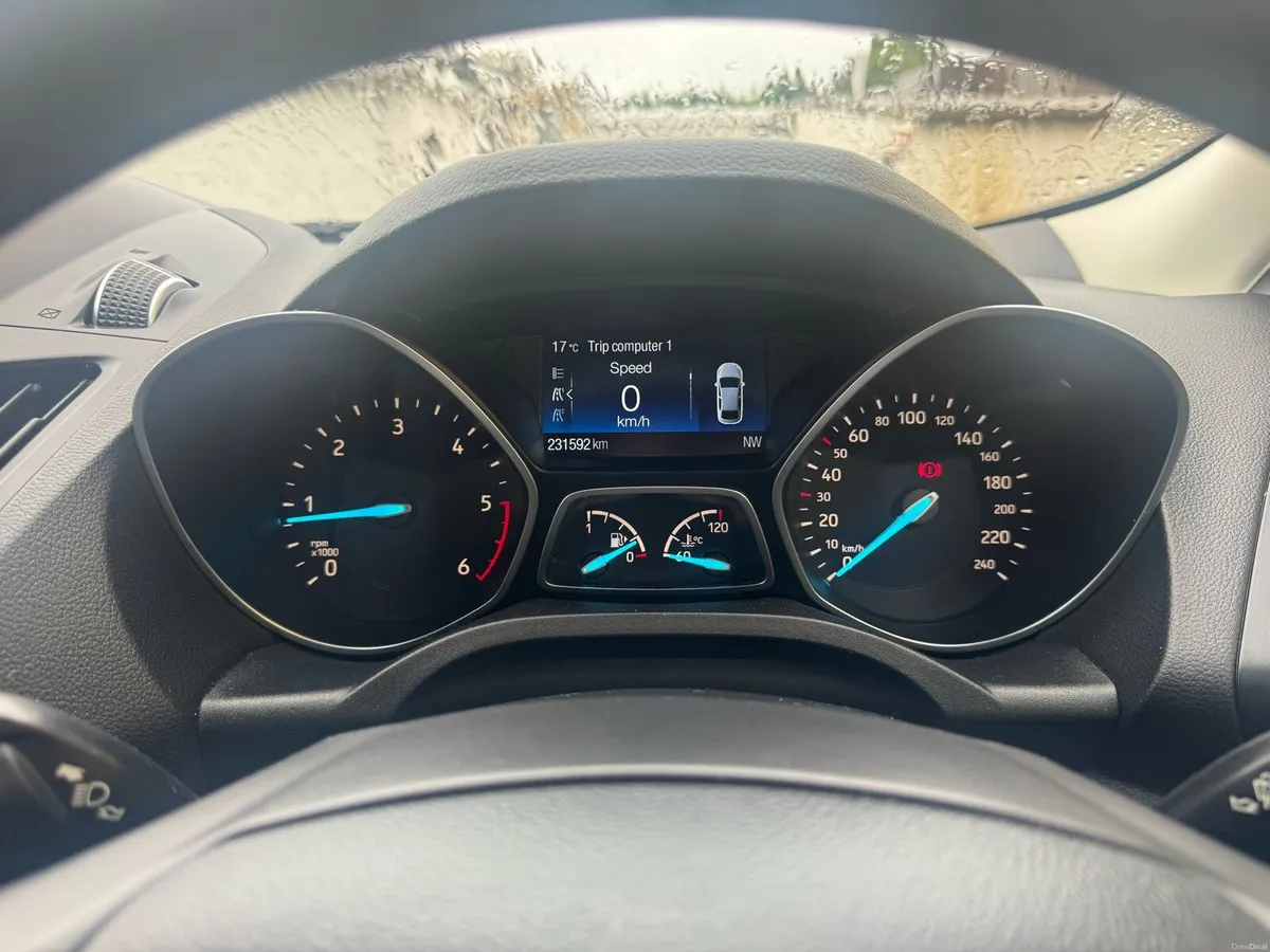 Ford Kuga Titanium 1.5 TDCI 120PS FWD 4D, 2018 - Image 5