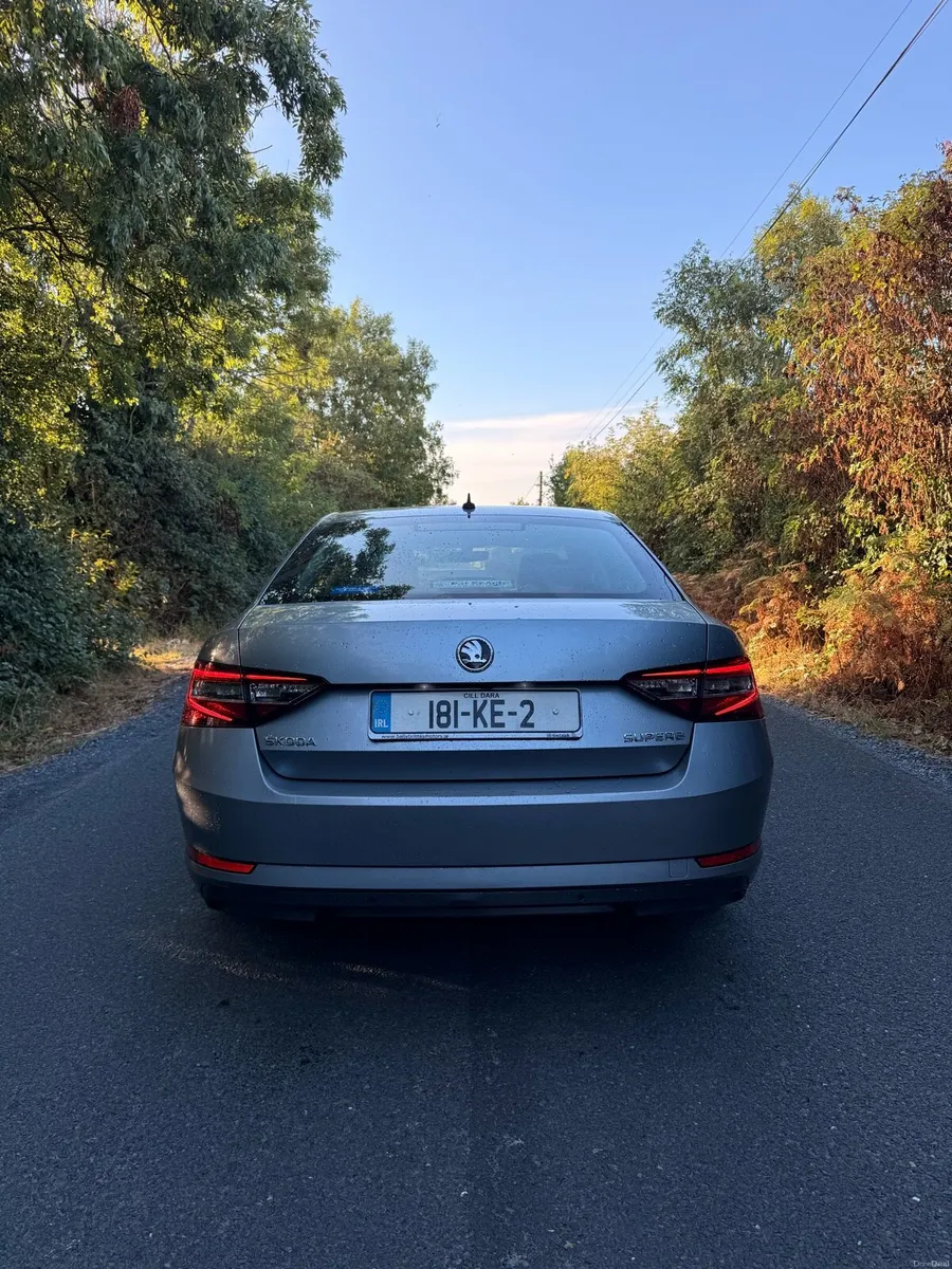 2018 Skoda Superb Automatic - Image 5