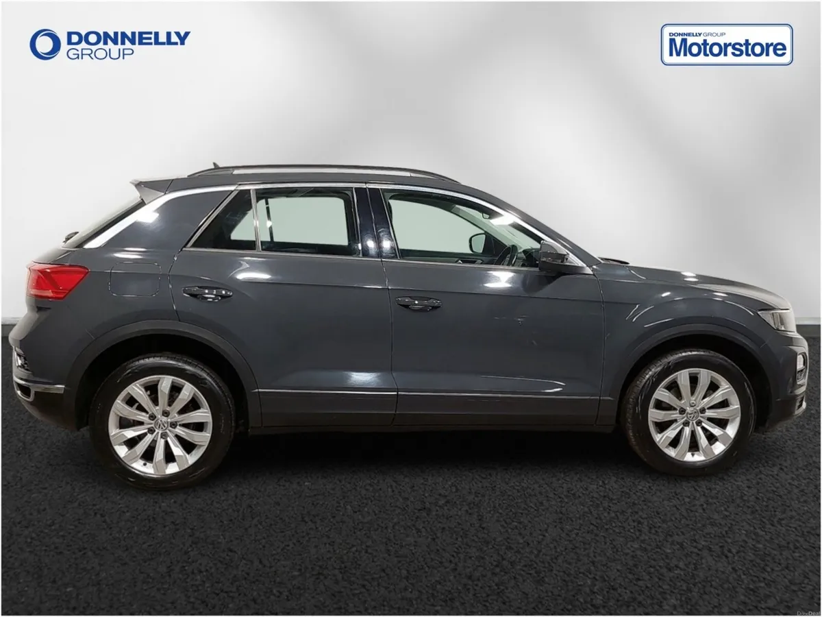 Volkswagen T-roc Hatchback SE - Image 3