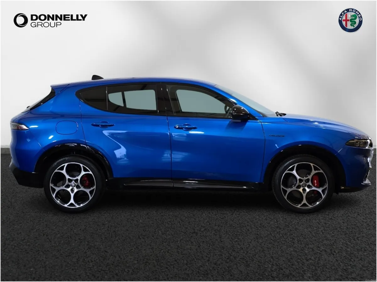 Alfa Romeo Tonale Hatchback Veloce - Image 3