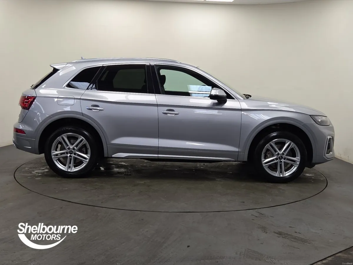 Audi Q5 40 TDI Quattro S Line 5dr S Tronic - Image 3