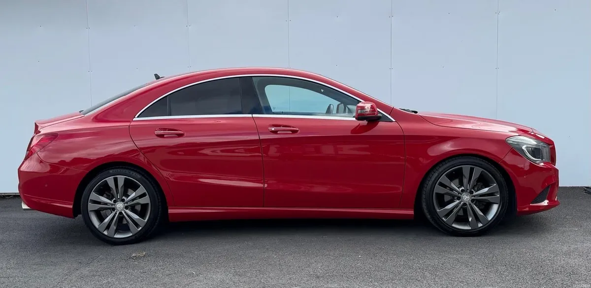 MERCEDES CLA 180 AUTO NCTD €13750 - Image 3