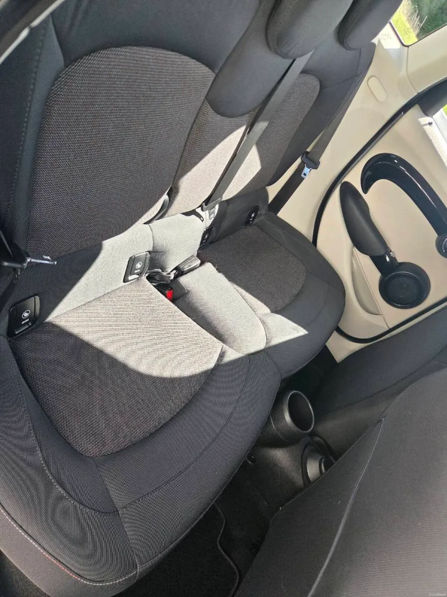 2015 Mini Cooper Automatic - Image 6