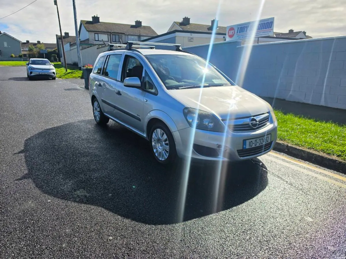 2010 Opel Zafira 7 seater Automatic New NCT - Image 1