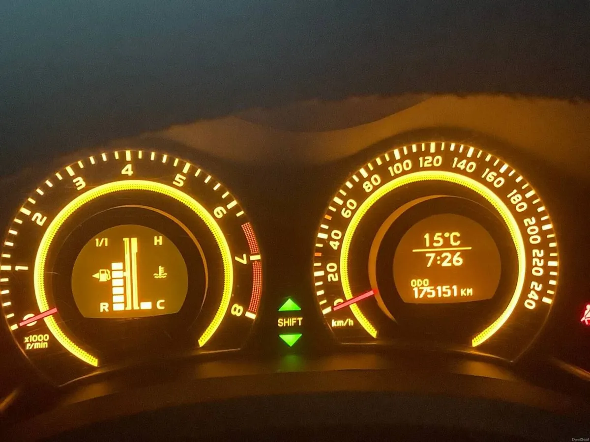Toyota Auris 2007 - Image 5