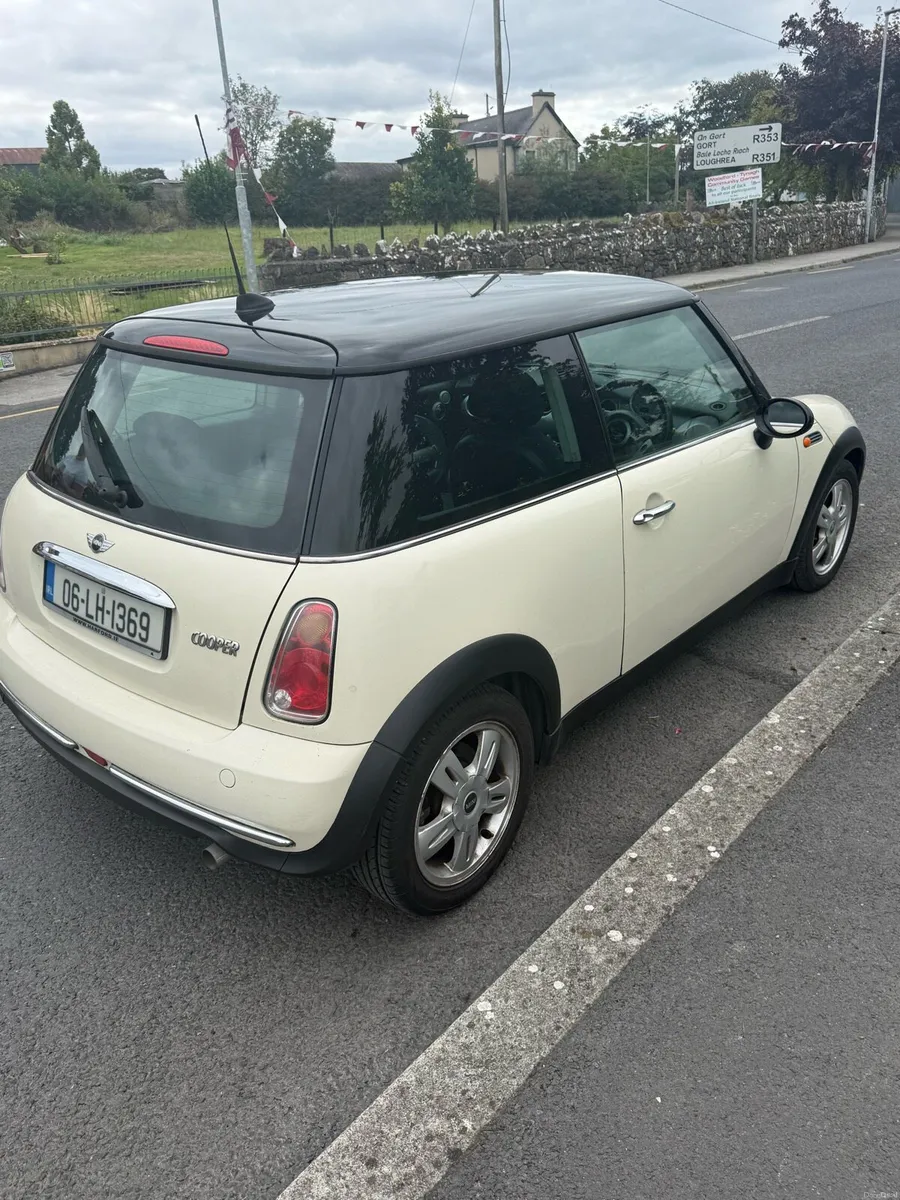 Mini Cooper - Image 3