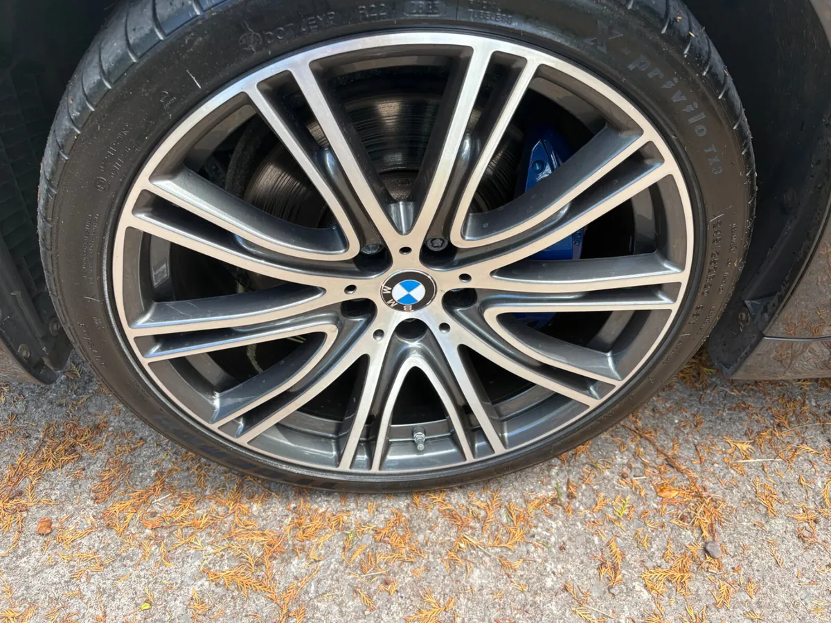 BMW 5-Series 2018 M-SPORT 530e - Image 5