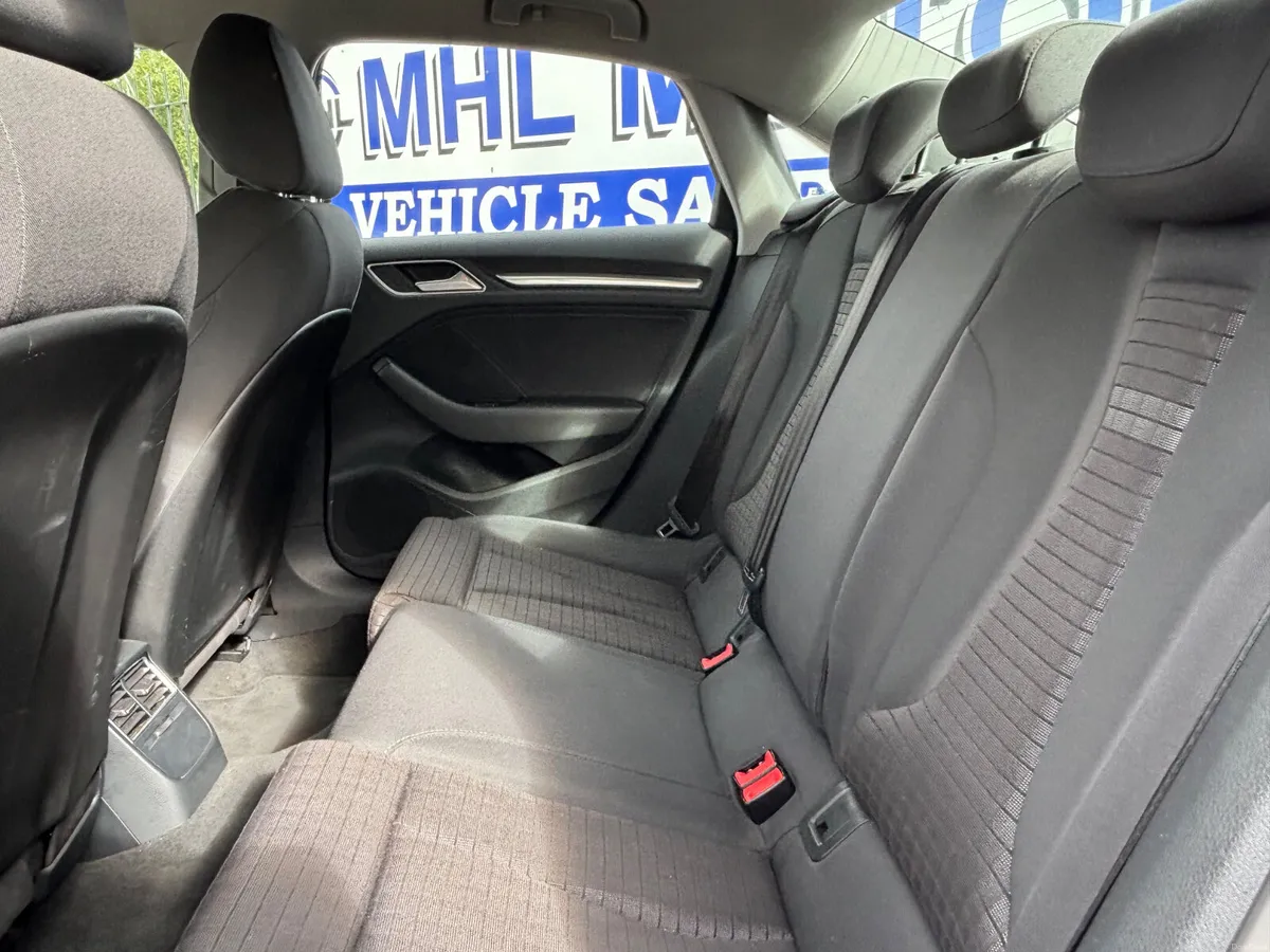 Audi A3 2017 Tdi 1.6 - Image 4
