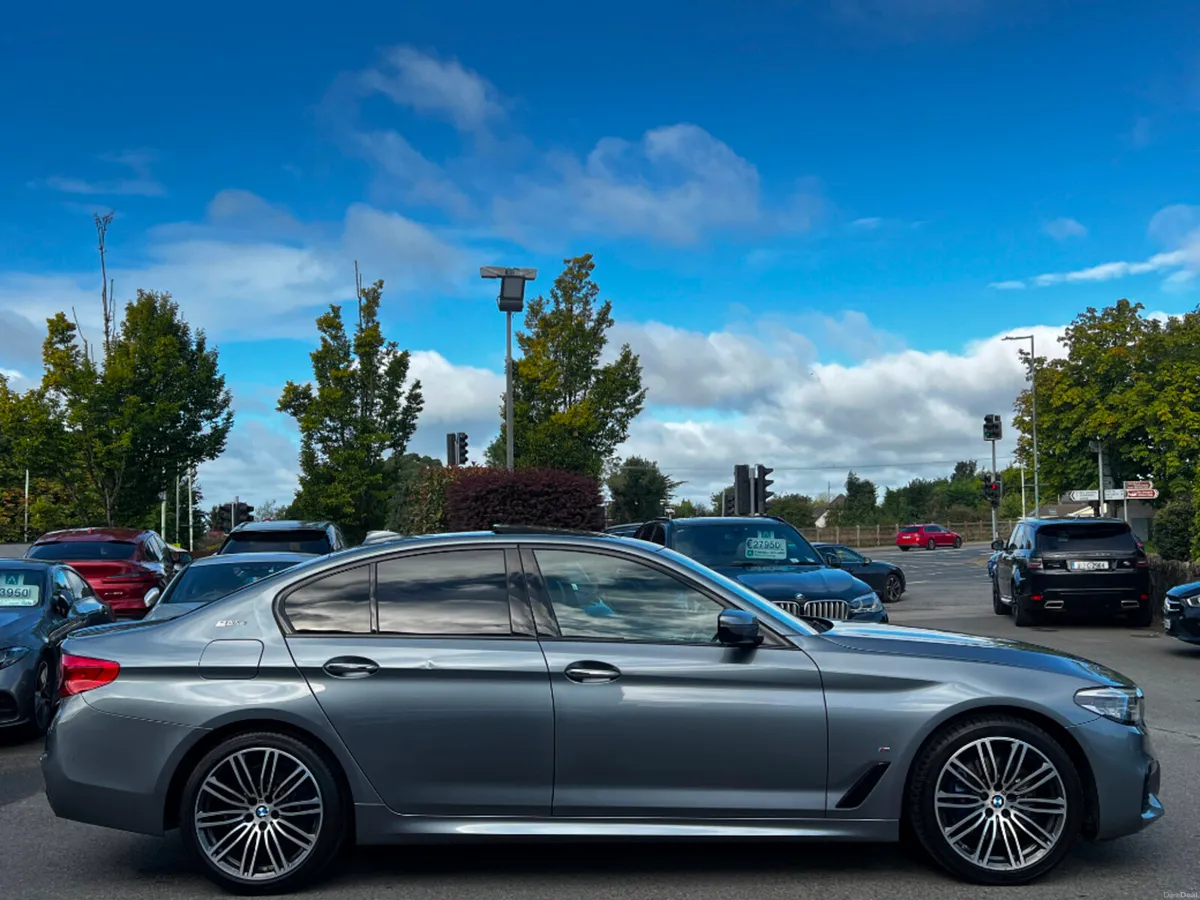 BMW 5-Series 530E G30 M SPORT AUTO *HUGE SPEC* - Image 4