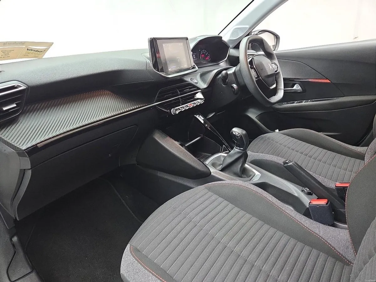 Peugeot 208 1.2 Puretech 75bhp Active - Image 4