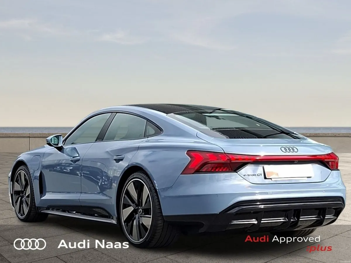 Audi e-tron GT QUATTRO Kemora Grey - Image 4