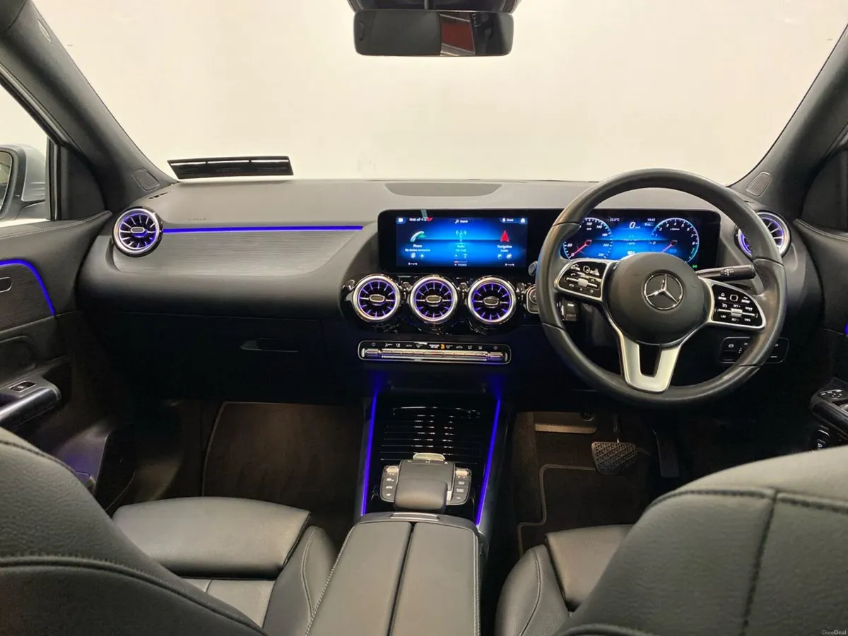 Mercedes-Benz GLA GLA 250 e PHEV Progressive  *15k - Image 2