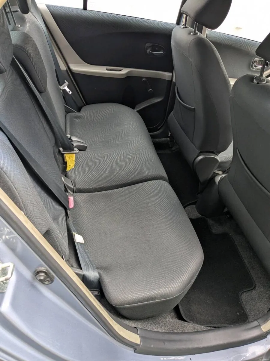 Toyota Yaris auto - Image 6