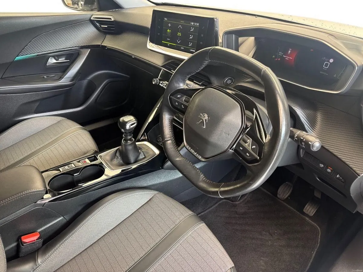 Peugeot 2008 1.2 ALLURE *JUST ARRIVED* €65 PER WEE - Image 6