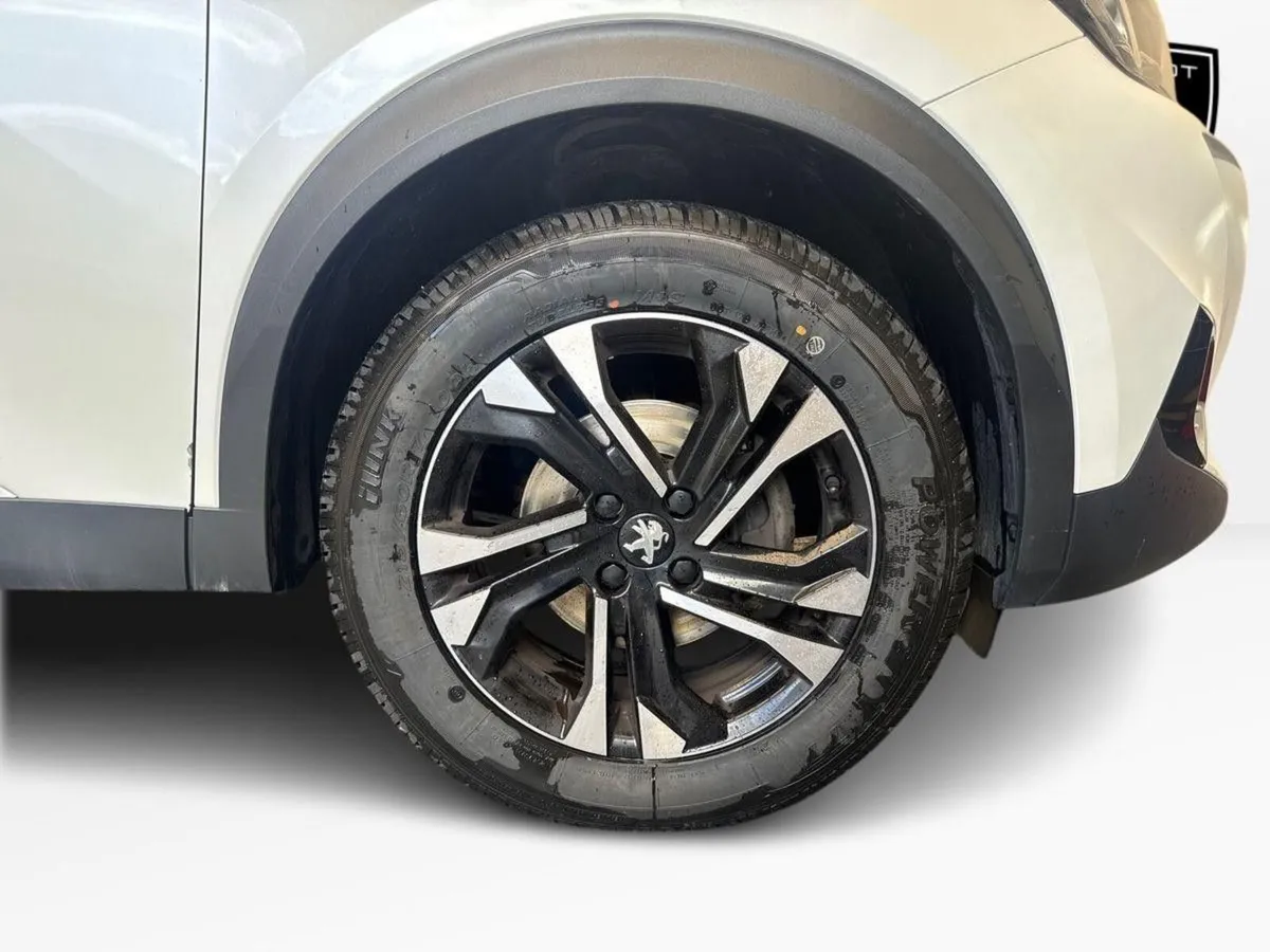 Peugeot 2008 1.2 ALLURE *JUST ARRIVED* €65 PER WEE - Image 5