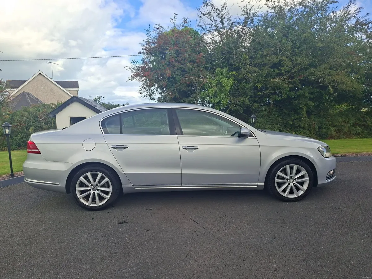 2011 HIGHLINE PASSAT 2LT TDI - Image 5