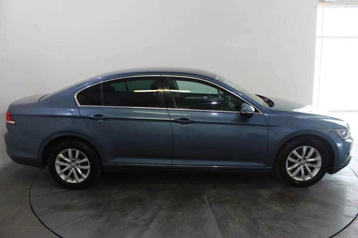 Volkswagen Passat 2.0 TDI 150HP Comfortline - TEND - Image 3
