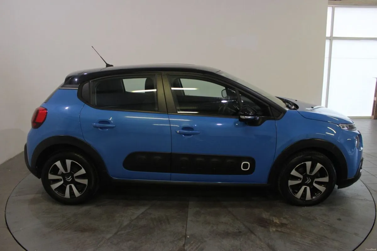 Citroen C3 Feel Exclusive 1.2 PureTech - TENDER 17 - Image 2