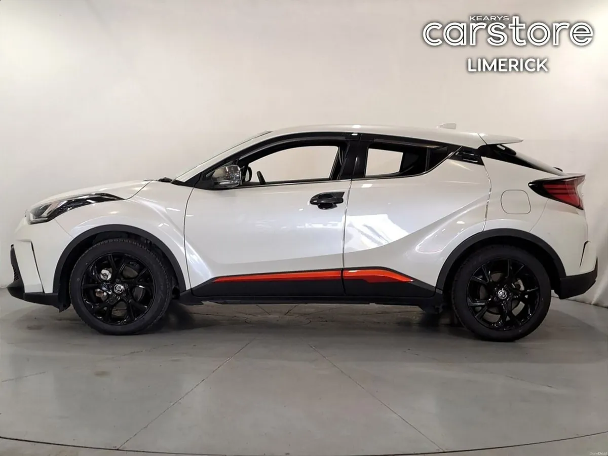 Toyota C-HR G MODE NERO SAFETY PLUS - Image 6
