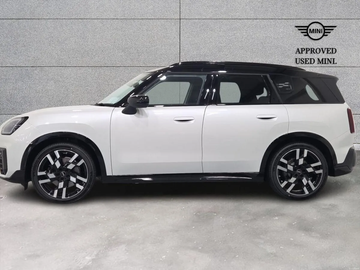 Mini Countryman U25 MINI SE ALL4 - Image 3
